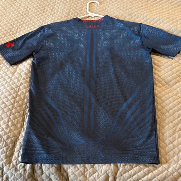 Under Armour Navy Superman Logo Tee - Picture 4 of 5